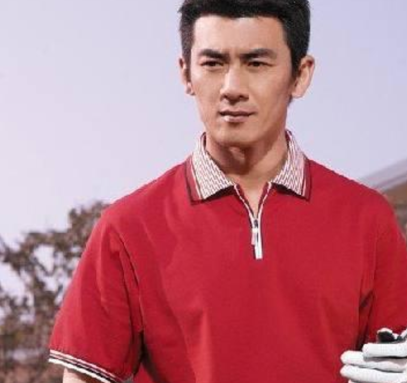 回顾任天野8岁被母亲抛弃父亲再婚娶小15岁娇妻后继母是我亲妈