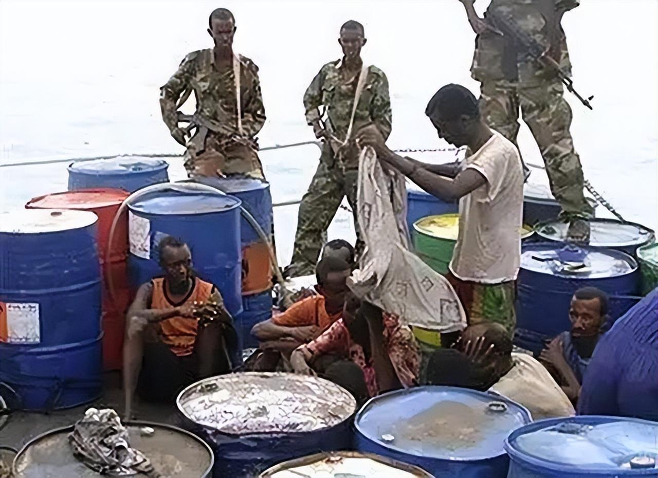 6月,经过我国政府多个部门的共同斡旋,台湾船东终于与海盗达成协议