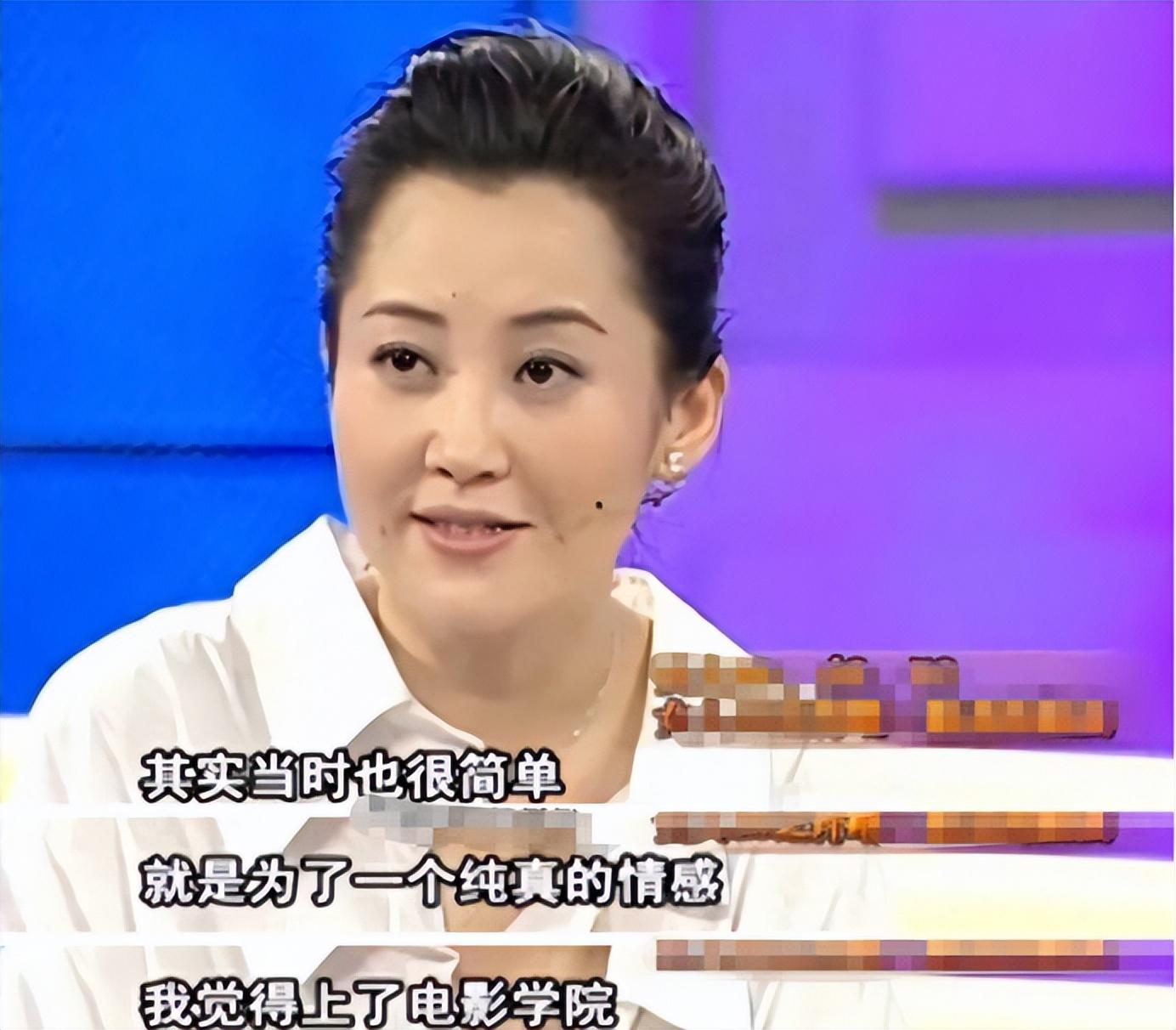 回顾她魅力四射至今54岁却依旧单身