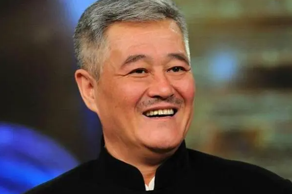 回顾赵本山女儿赵玉芳倒贴300万下嫁穷小子婚后被小丈夫宠成宝