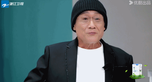 鞠婧祎来了带着她千篇一律的妆容和演技来了