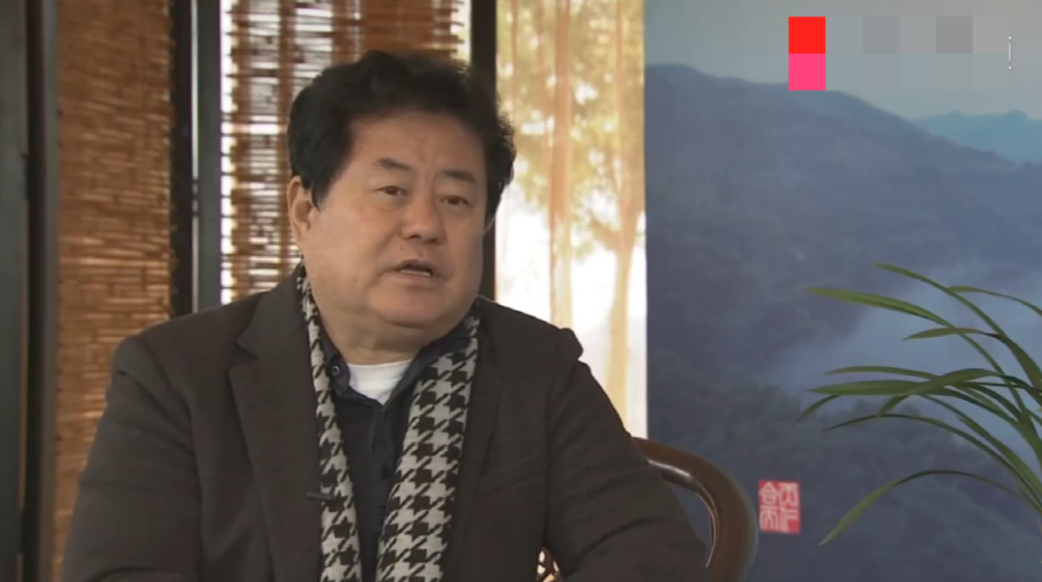 回顾著名作曲家徐沛东27岁娶初恋恩爱41年撮合岳父与小姨再婚