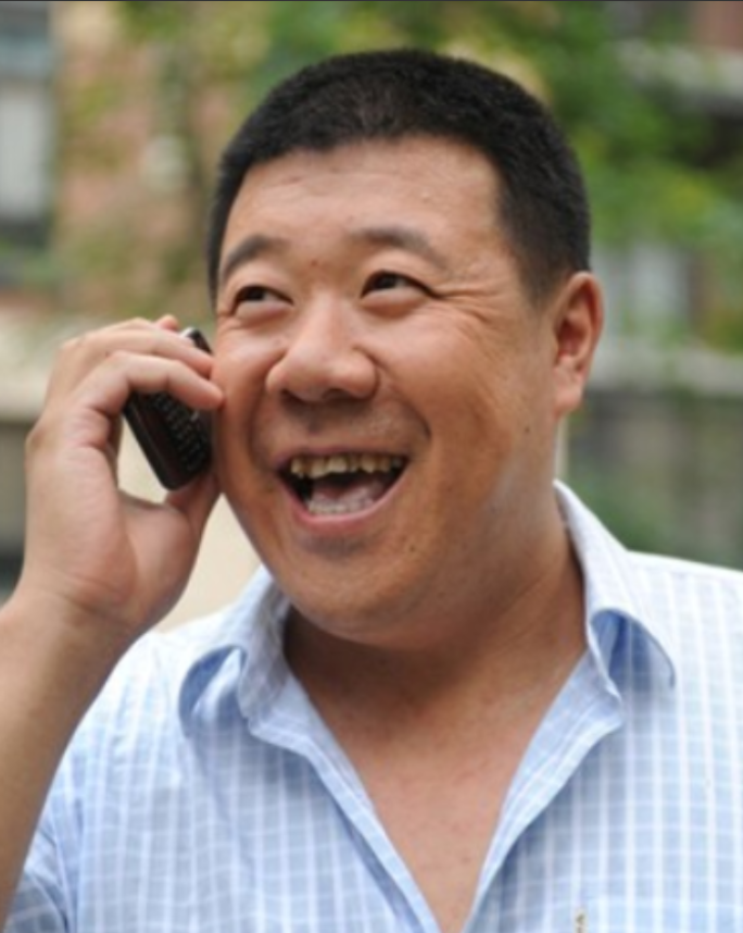 回顾秦卫东被两任前妻无情抛弃却被三婚媳妇当成宝