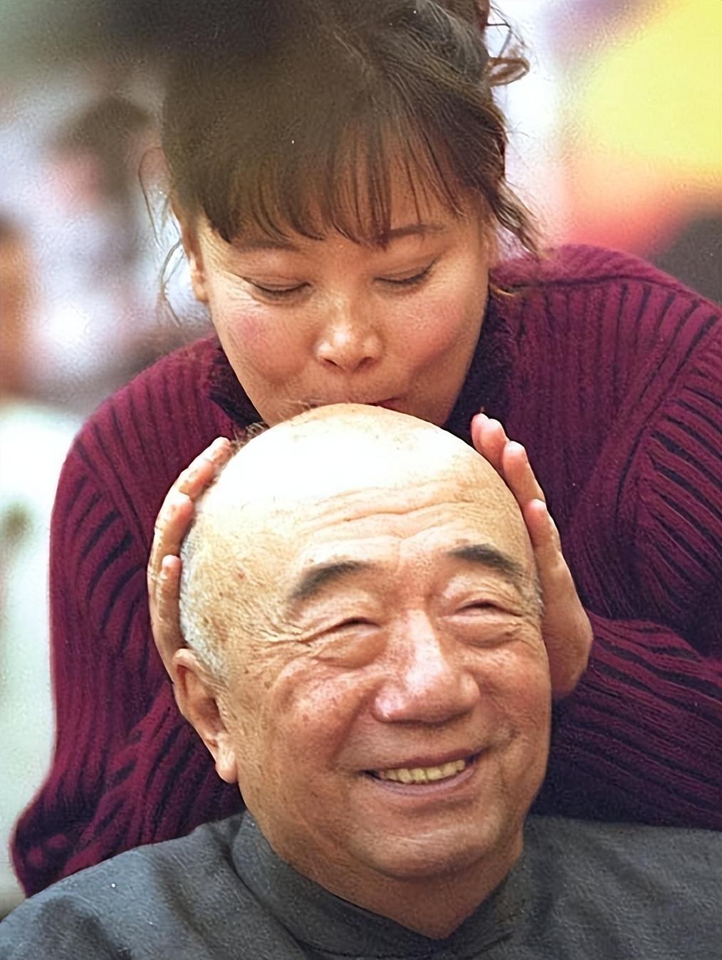 其中很大一部分原因,也是跟守望幸福这部剧的剧情相关,一家人幸福,那