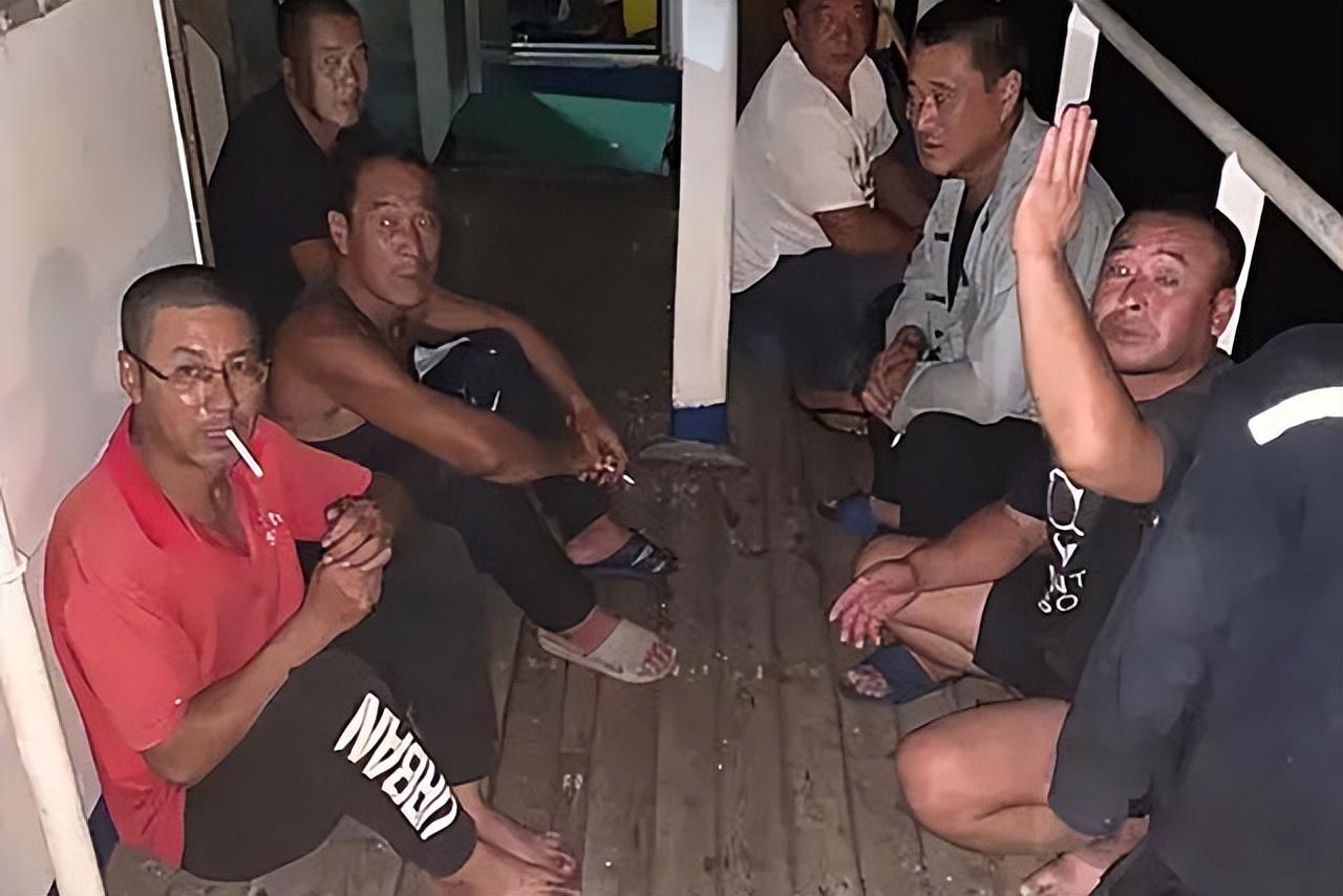 6月,经过我国政府多个部门的共同斡旋,台湾船东终于与海盗达成协议