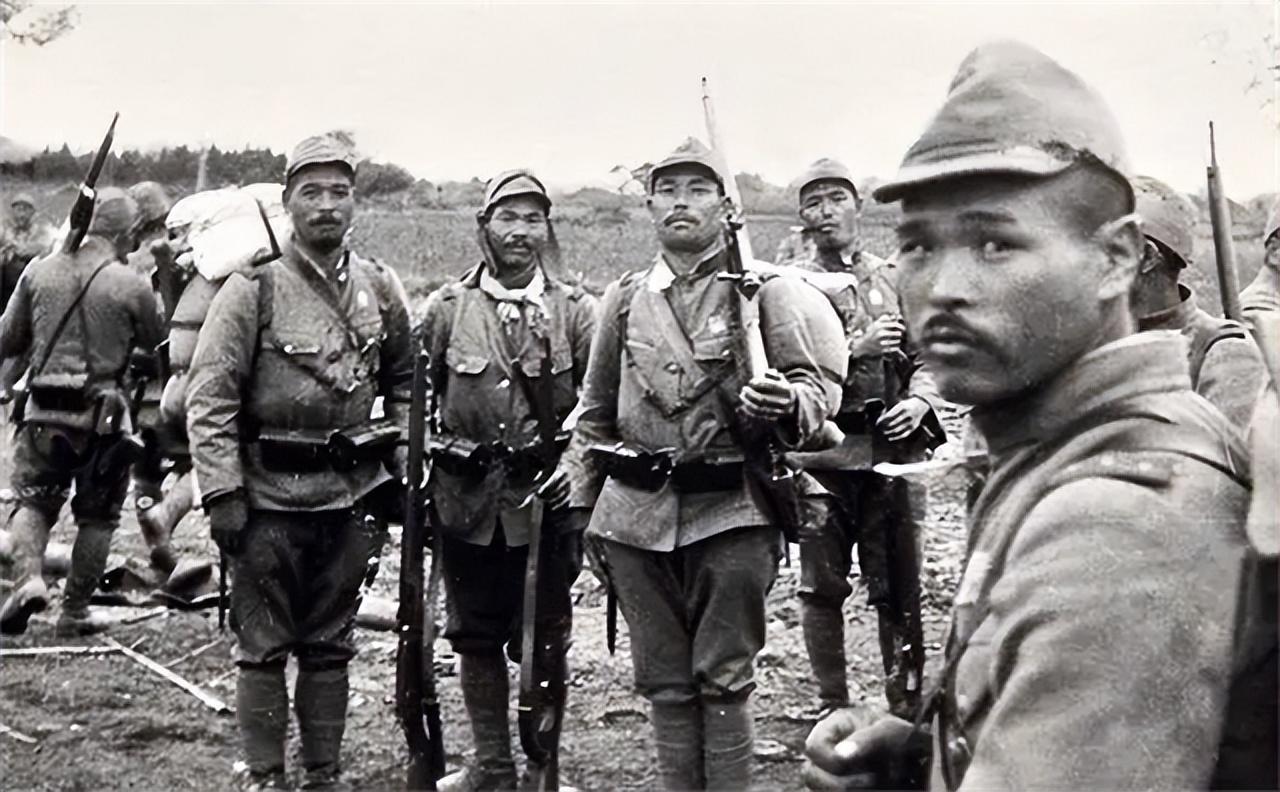 日本投降内幕揭秘:8·15日本投降前夜的兵变,叛军一度攻入皇宫