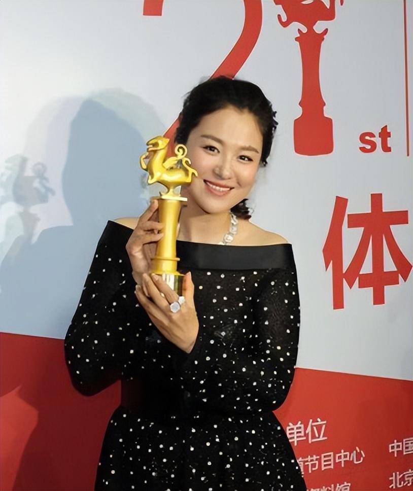 回顾演员沈傲君的人生浮沉史