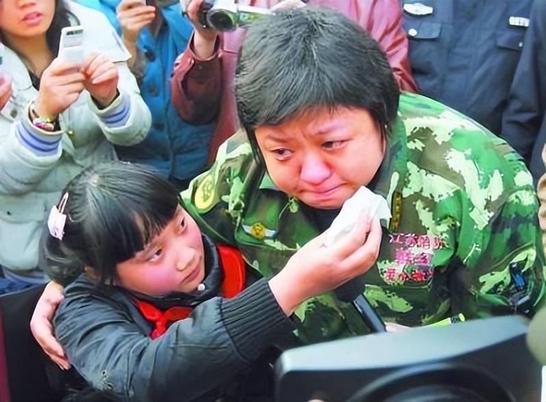 回顾那个说要替韩红养老送终的孤儿如今兑现承诺了吗