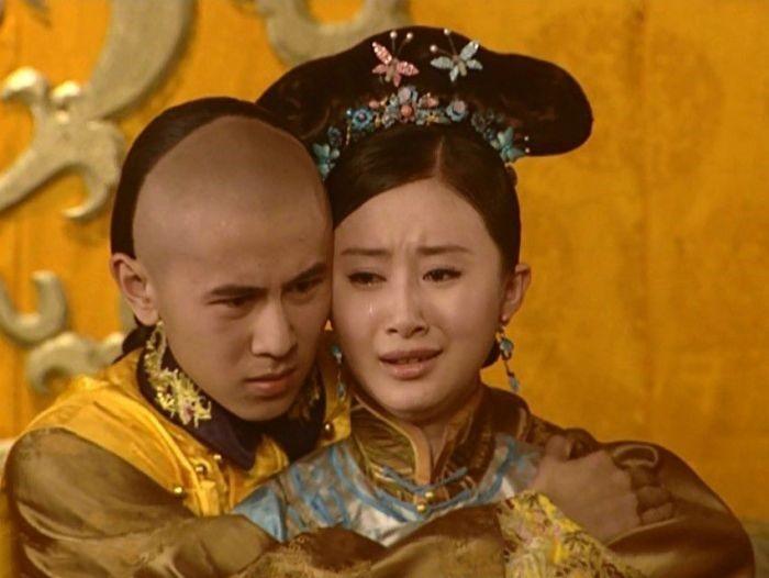 回顾整容脸上镜有多垮这就是张艺谋冯小刚不用整容脸的原因吧