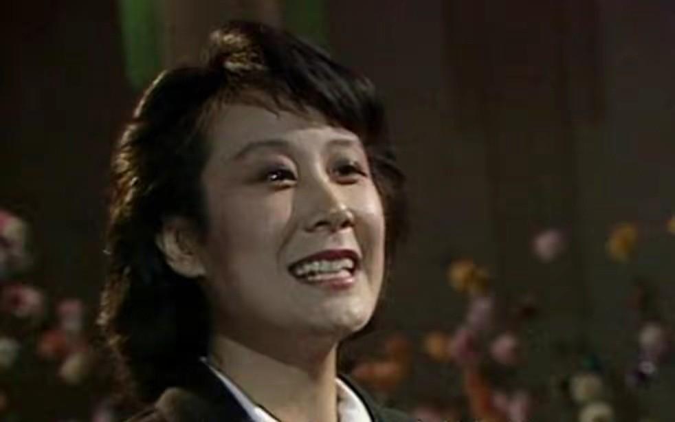 回顾苏小明成名后与前夫离婚出国后加入法国国籍现回国当演员