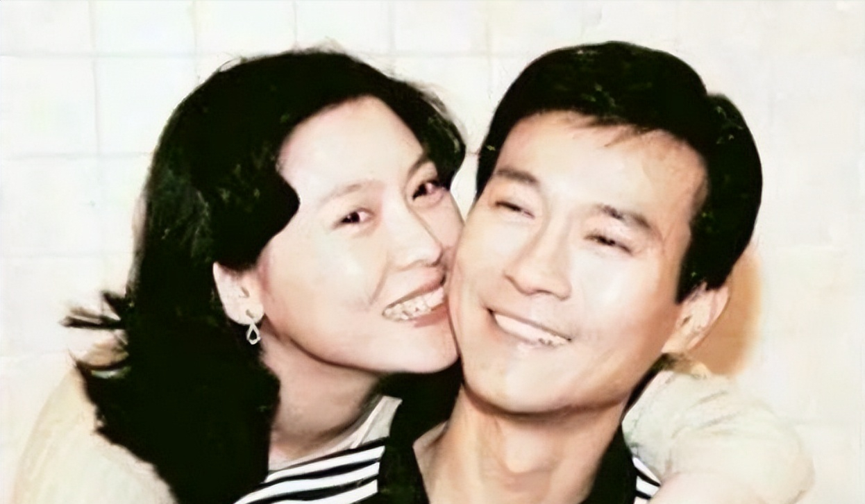 回顾沈殿霞去世多年答应她好好照顾女儿的前夫郑少秋做到了吗