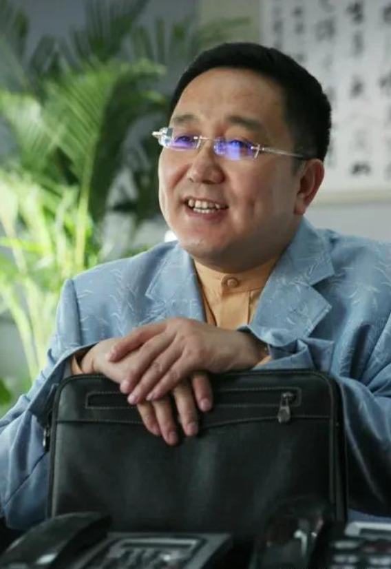 回顾句号二婚小11岁丫蛋为妻47岁老来得女生活幸福美满