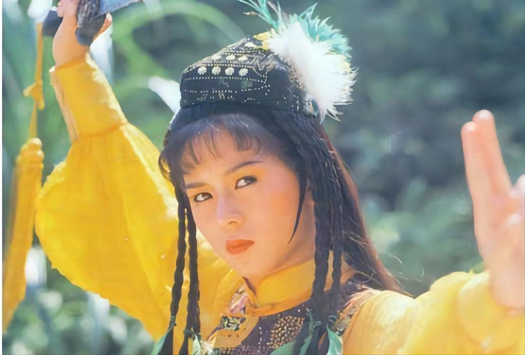 红颜薄命罗慧娟:坚韧求婚遭拒,命运落泪「30字」