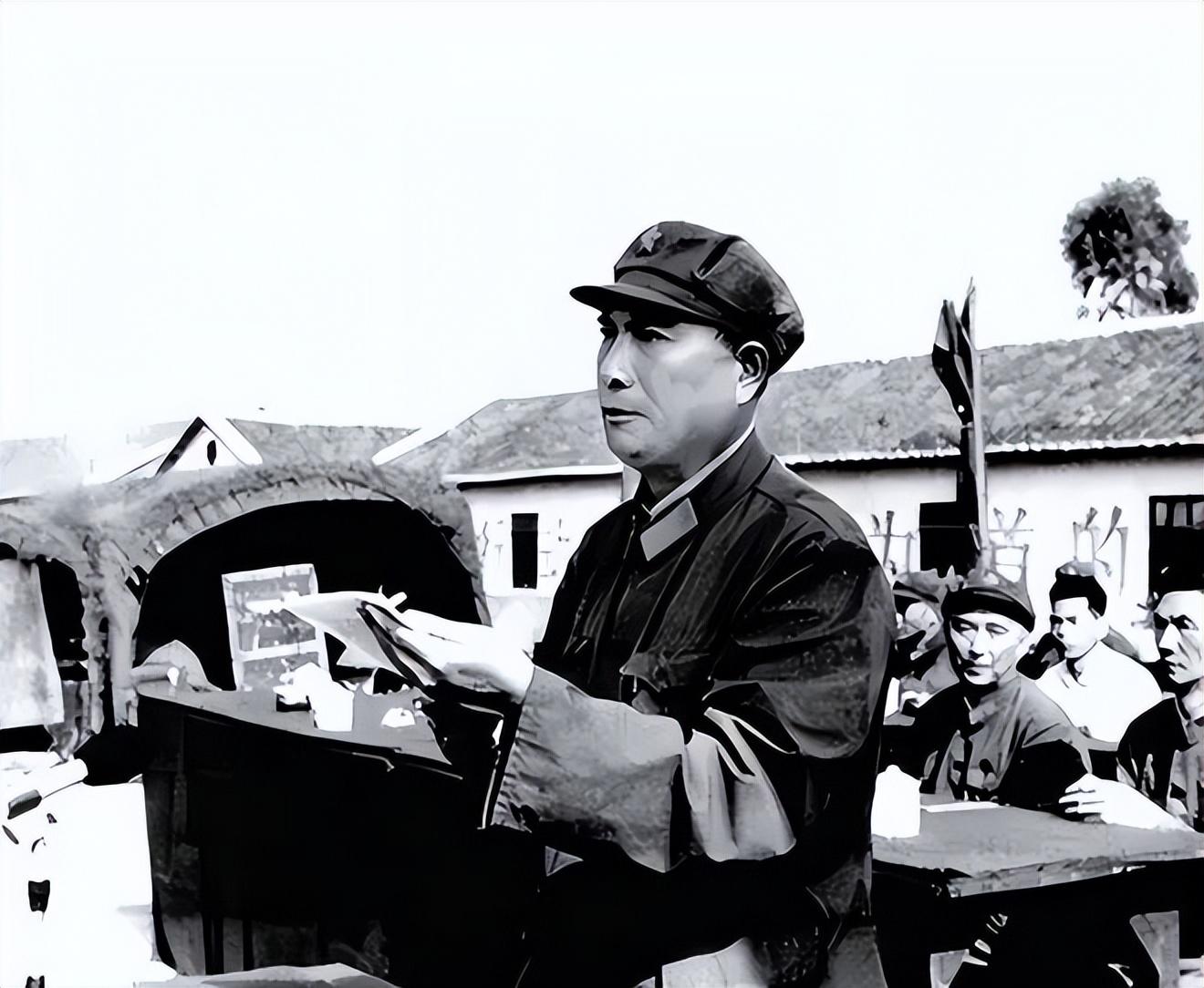 张万年一生在为党的革命奋斗不论是冲锋还是坐镇坚决一往直前