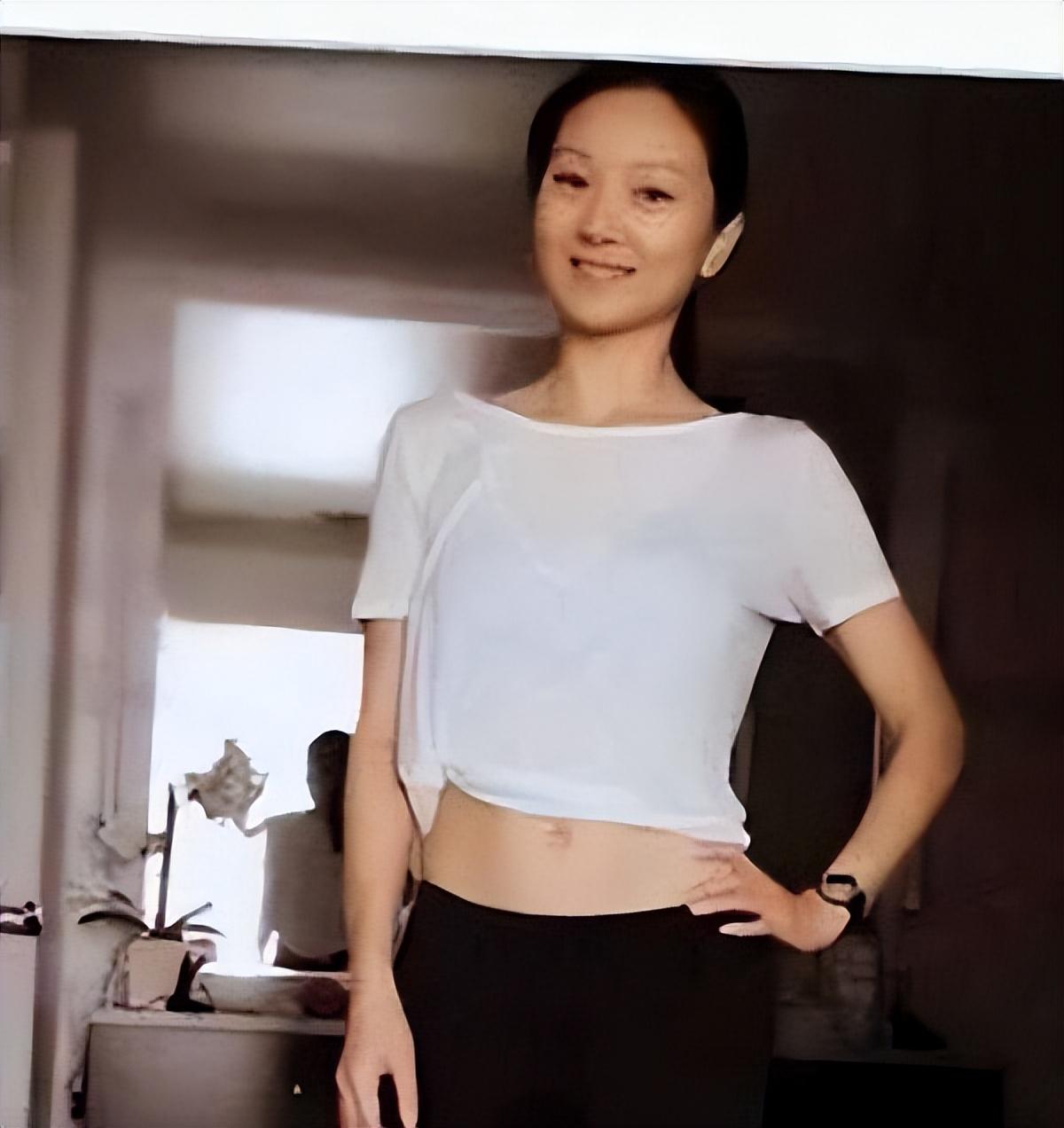 陈婷比张艺谋小31岁.