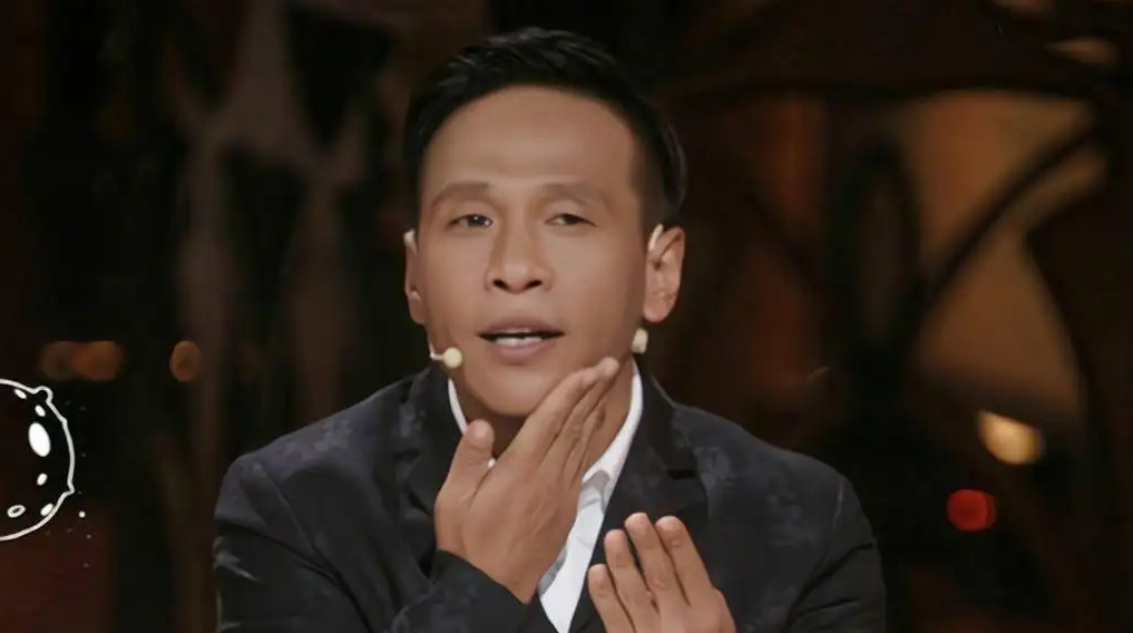 回顾再婚娶了粉丝王雪生下一对龙凤胎宋小宝的生活幸福吗