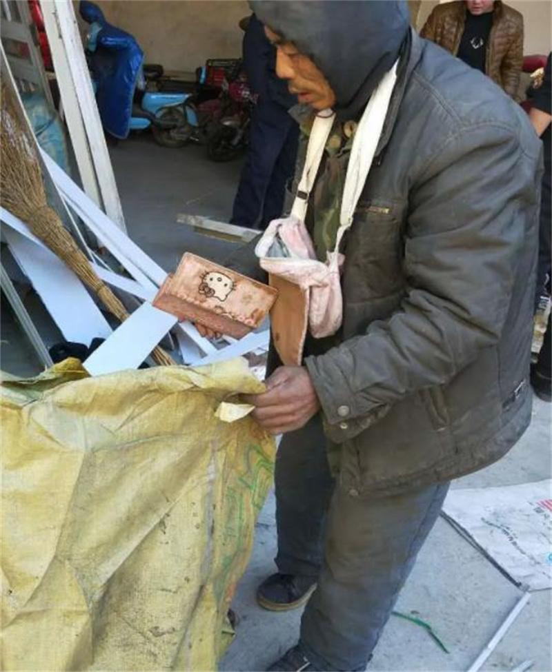 2018年一老人到别人家捡废品意外身亡家属索赔76万结果如何