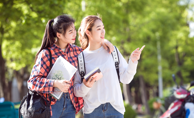 许多学生在学习过程中都存在一个普遍的误解,即将学习视为老师或父母