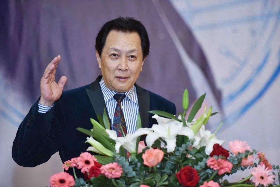 回顾唐国强和前妻孙涛离婚后娶娇妻壮丽如今风评遭网友诟病