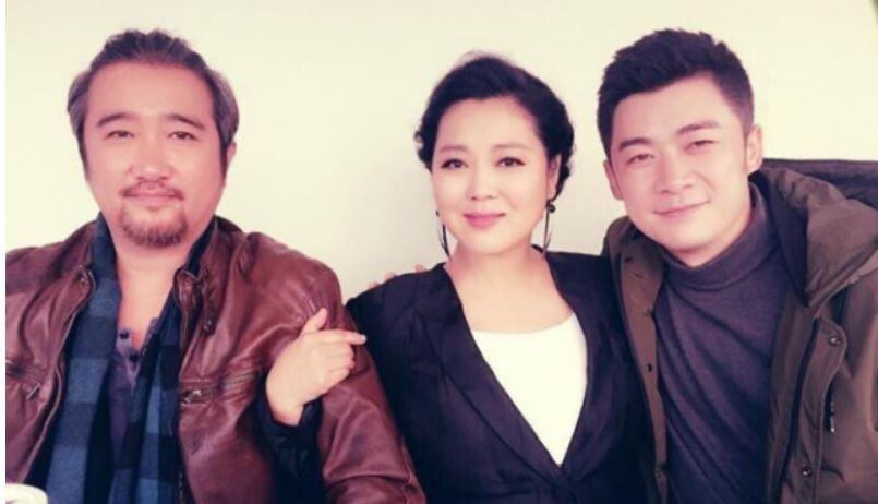 回顾王茜华分手有不甘千里追夫挽回爱情43岁冒险生子后怎样了