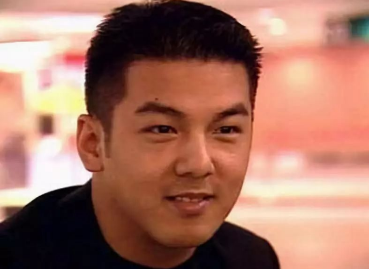 回顾孙志浩:为争抚养权与前妻贾对簿公堂,再婚后未生下一儿半女