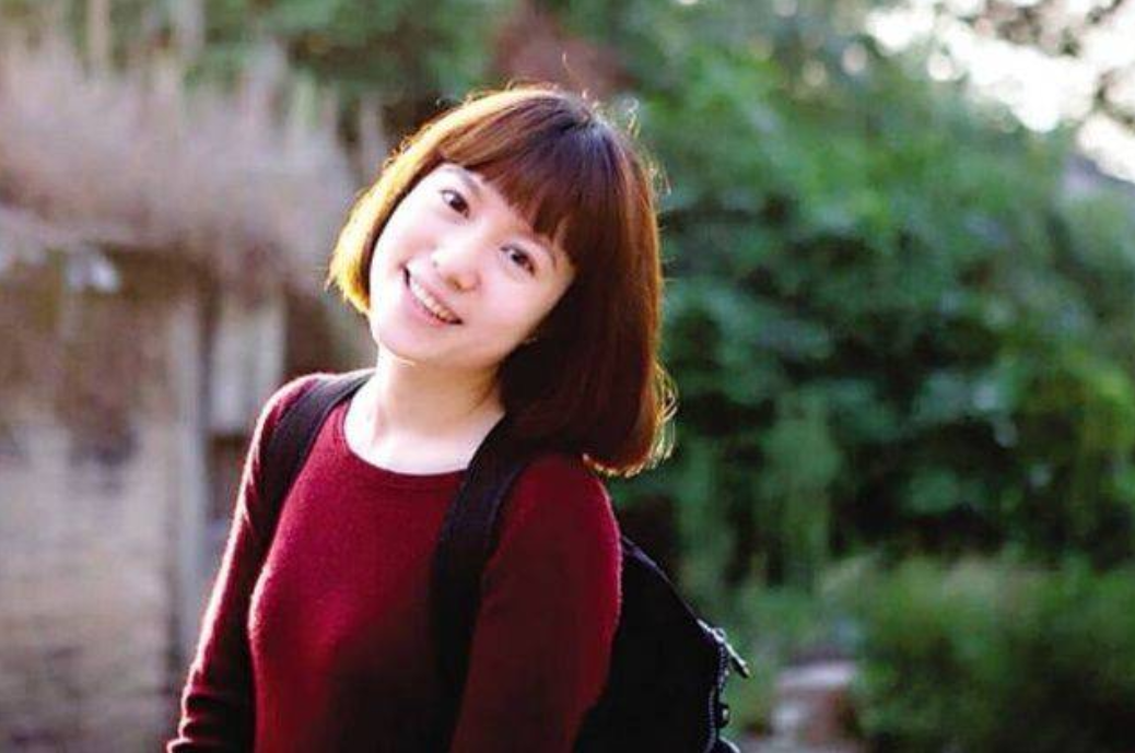回顾45岁翁帆把杨振宁照顾到100岁恩爱18年继子对她很感激