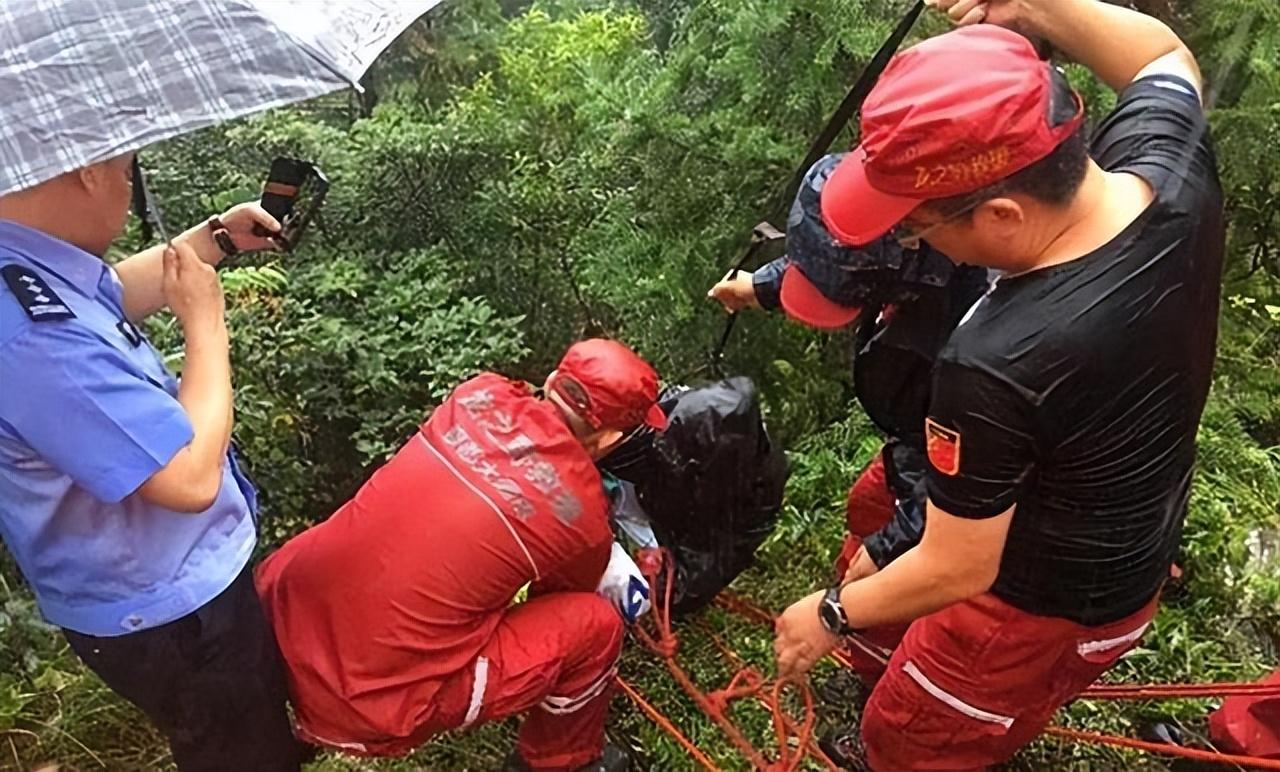 2018年浙江女孩乘车遇害生命最后一刻曾呼救1年后司机执死刑