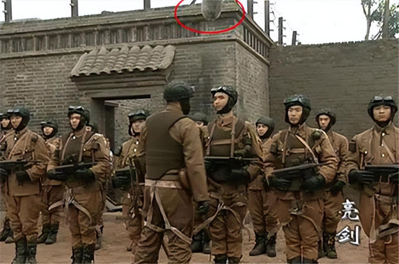 回顾亮剑中的穿帮镜头看一次笑一次最后一张更是离谱