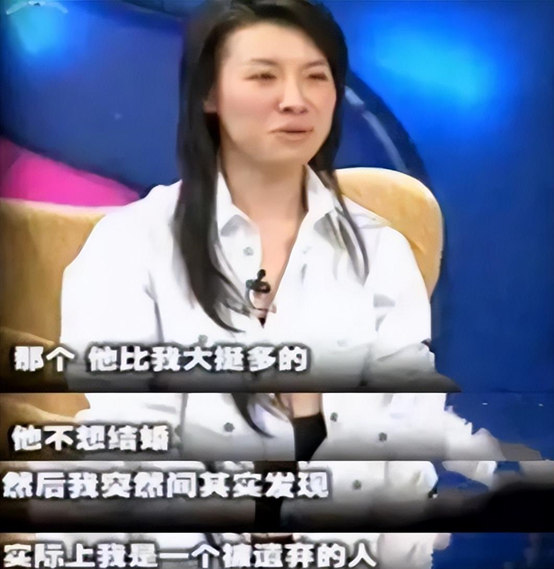 2003年,张导与刘蓓在《军人机密》剧组相识,随后二人便打得火热.