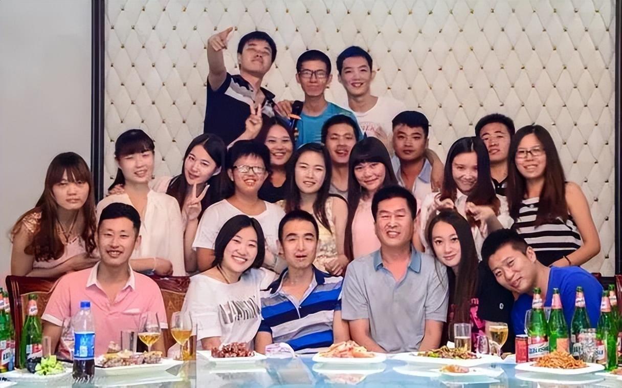 你发现没,同学聚会"怪现象",三种人从不参加,三种人逢叫必到