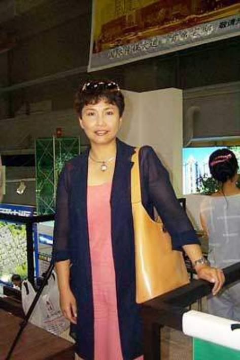 回顾体育女主播宁辛58岁没孩子与丈夫分居21年风光背后有艰辛