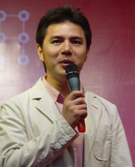 回顾主持人赵普44岁离开央视选择回乡创业如今开启了第二人生