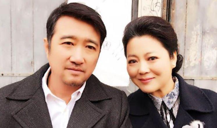 回顾王茜华分手有不甘千里追夫挽回爱情43岁冒险生子后怎样了