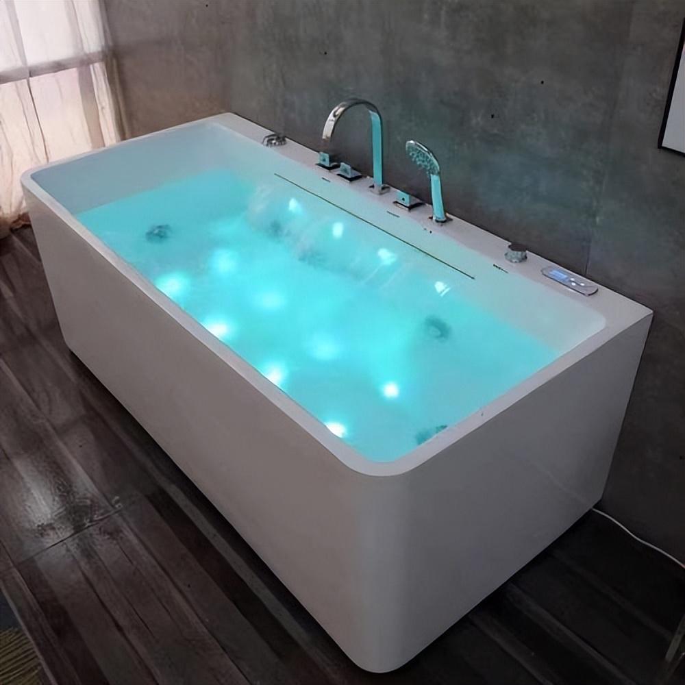 按摩浴缸
