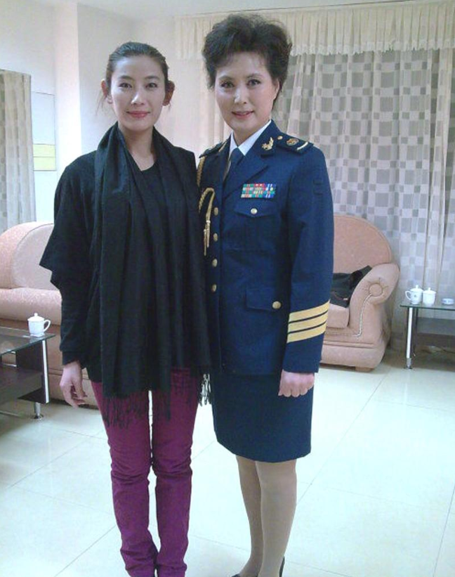 回顾演员温玉娟低调嫁平凡丈夫恩爱几十年晚年生活幸福美满