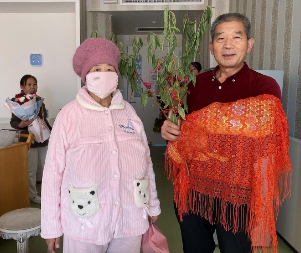 回顾:山东67岁大妈意外怀孕,扬言不会麻烦子女,如今怎样了?