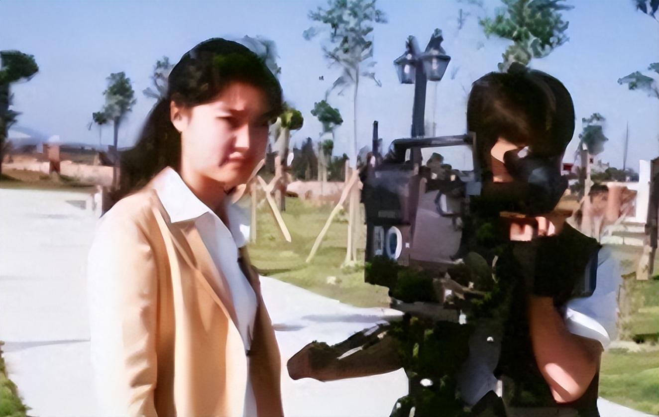 回顾桑晨被迫成为央视主持人人气不及李红却是资深元老