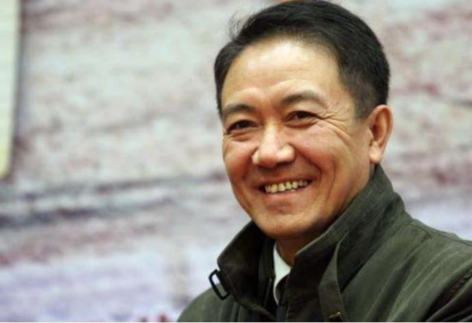 回顾李幼斌二婚背后有艰辛亲生儿子的婚恋成了他的心病