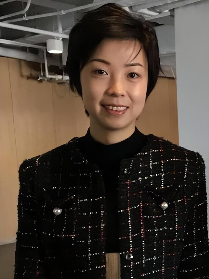 回顾张怡宁闪婚嫁给袁立前任生下一儿一女结婚14年被宠成宝贝