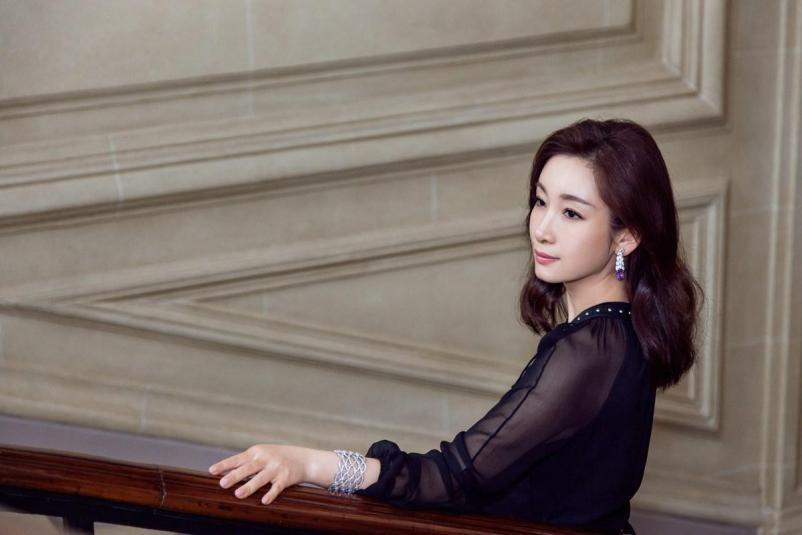 回顾秦海璐帮丧子丧夫的婆婆走出伤痛以后我就是您的亲女儿