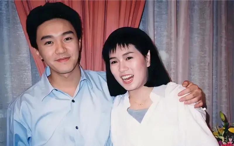 红颜薄命罗慧娟坚韧求婚遭拒命运落泪30字
