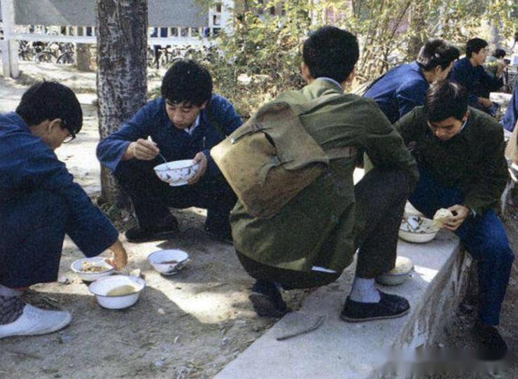 四十年前位于现在的丰县初级中学所在地