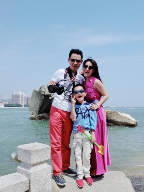 回顾郭广平35岁娶小10岁妻子与岳父母住同一屋檐下从未红过脸