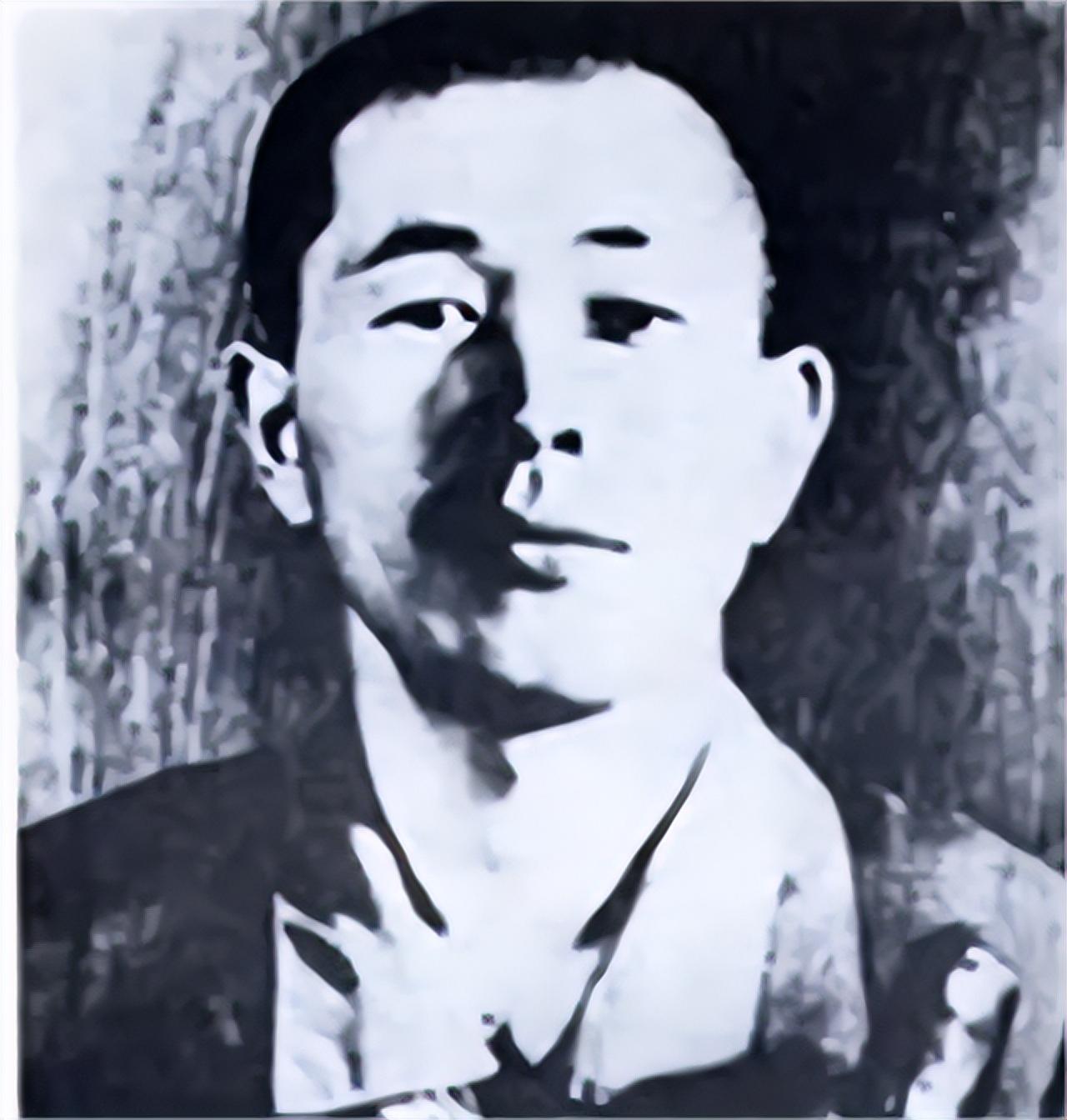 1945年7月26日,中美英三国联合发布了《波茨坦公告》,要求日本无条件