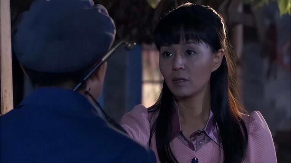 回顾于莉红31岁嫁给马诗红结婚22年没有孩子风光背后有眼泪