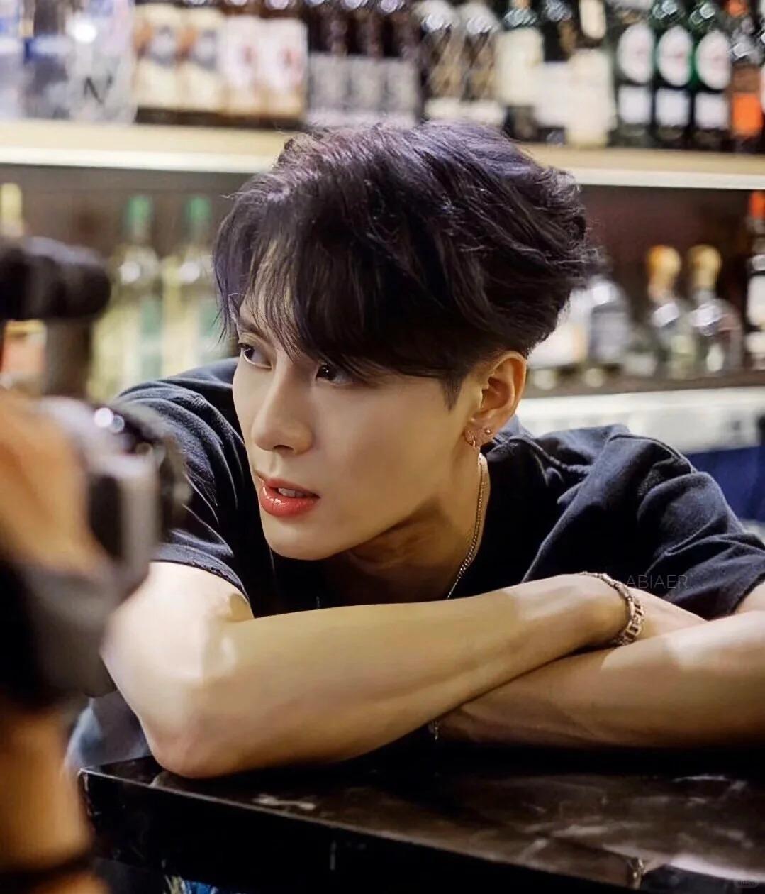 王嘉尔的恐怖美学你看了能hold住吗