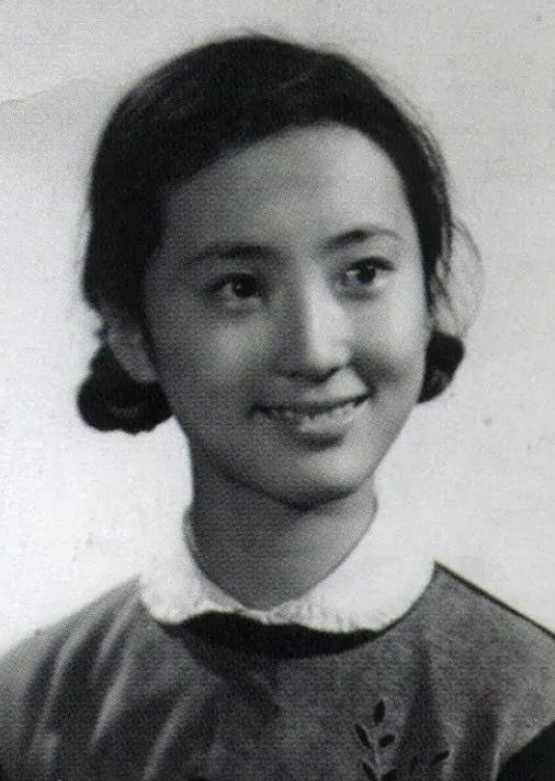 回顾演员陈晓旭去世15年后丈夫还俗再婚父母的坚持让人泪目