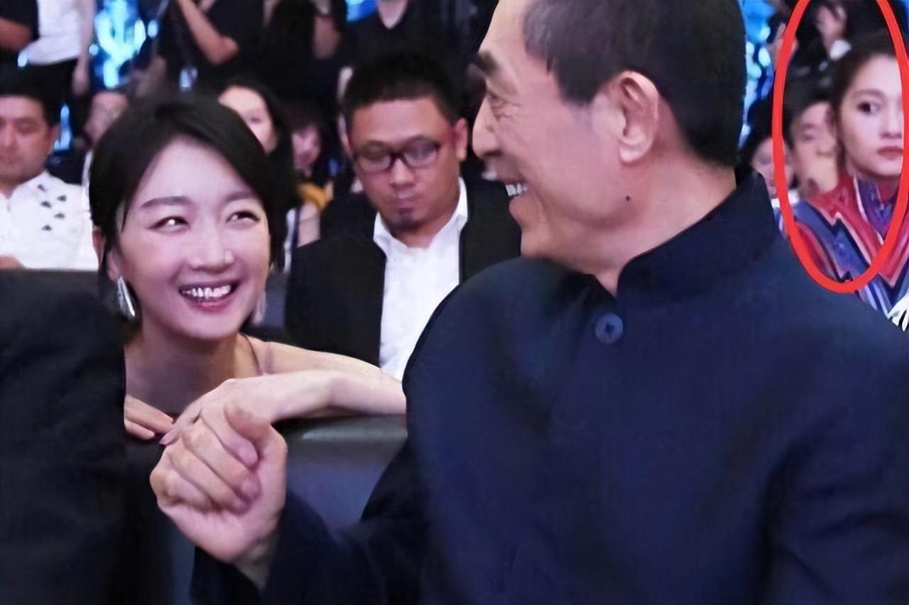 回顾大嘴平胸明明长得难看却火遍大江南北她们到底凭啥