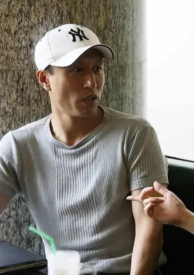 回顾王洛勇与丁宁一见钟情婚后独闯美国16年感恩妻子照顾家庭