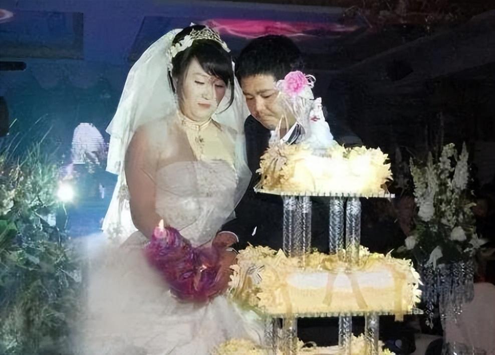 回顾赵本山女儿赵玉芳倒贴300万下嫁穷小子婚后被小丈夫宠成宝